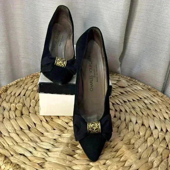 Charles Jourdan Suede Vintage Black Heels Bow Size 8 - Picture 4 of 9